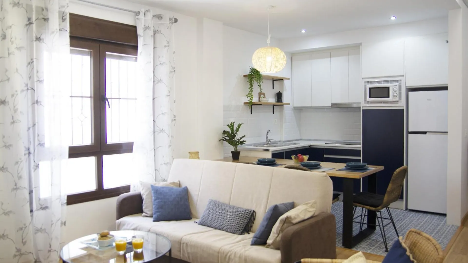 아파트 Apartamento En Almuñécar